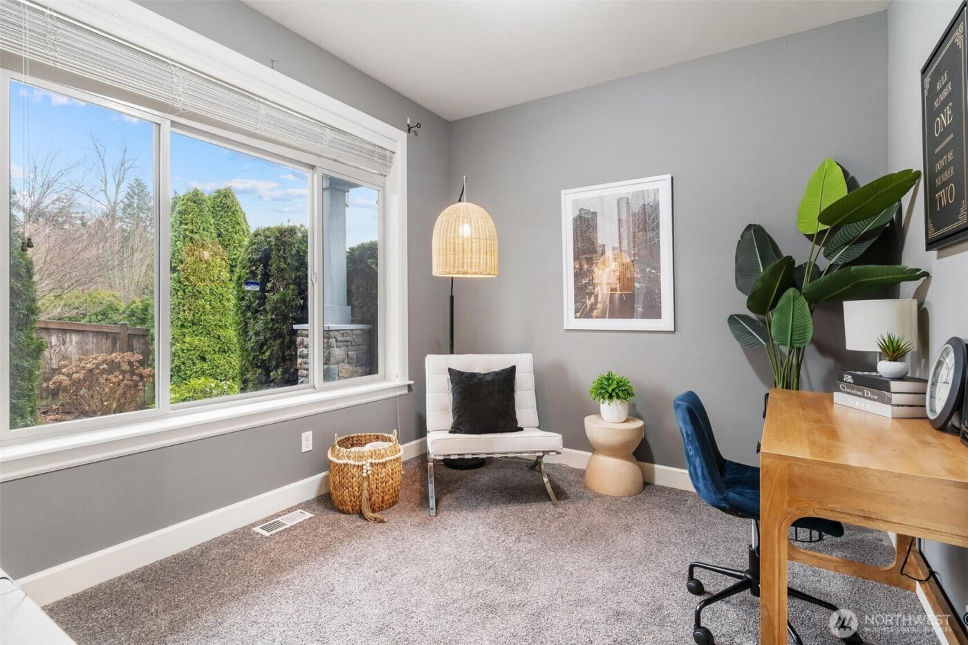 6743 SE 2nd Street , Renton, WA 98059-7077