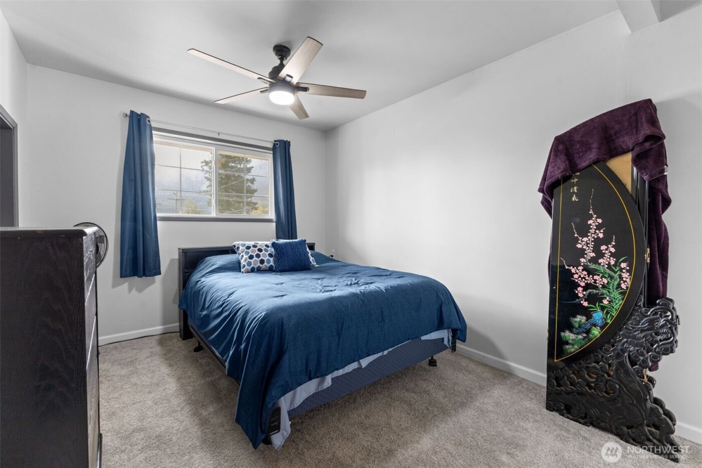 545 Davis Lake Rd , Morton, WA 98356