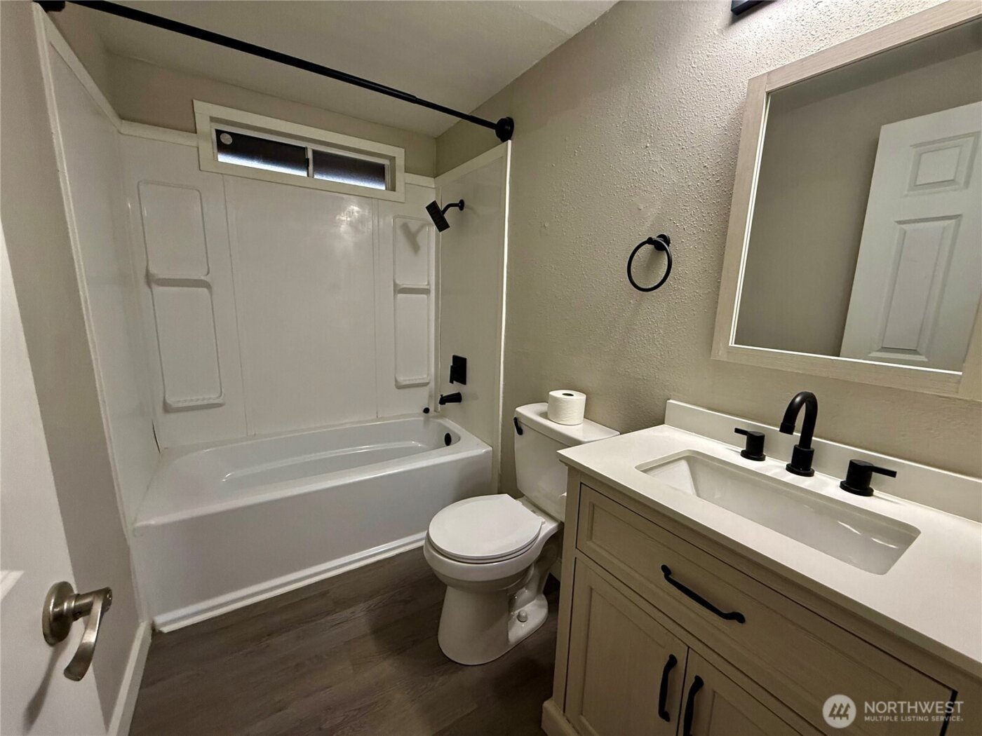 1040 NE Larson Boulevard , Belfair, WA 98528