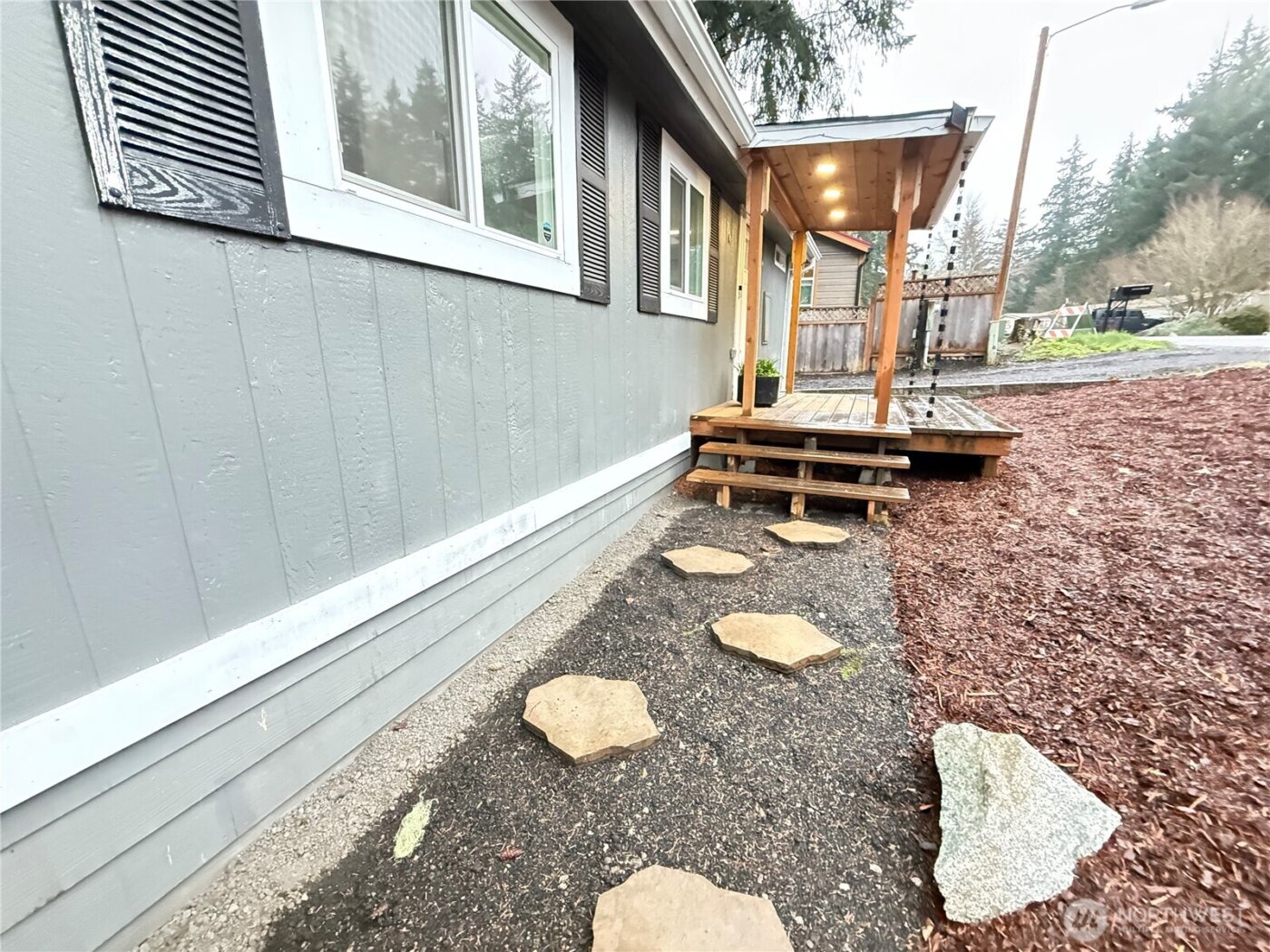 1040 NE Larson Boulevard , Belfair, WA 98528