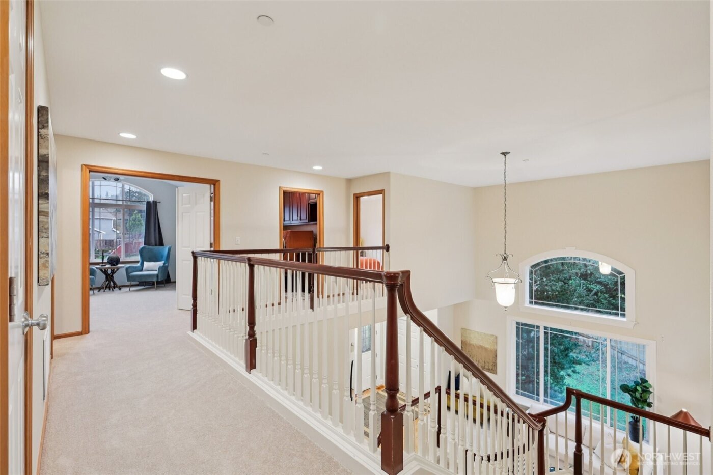 4707 NE 7th Place , Renton, WA 98059-4599