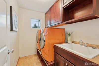 4707 NE 7th Place , Renton, WA 98059-4599 - Photo 27