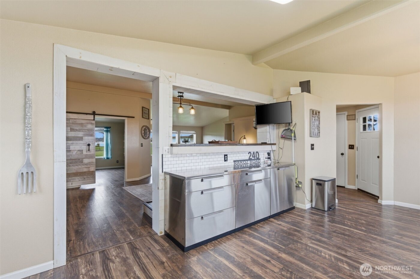 240 Rakoz Road , Toledo, WA 98591