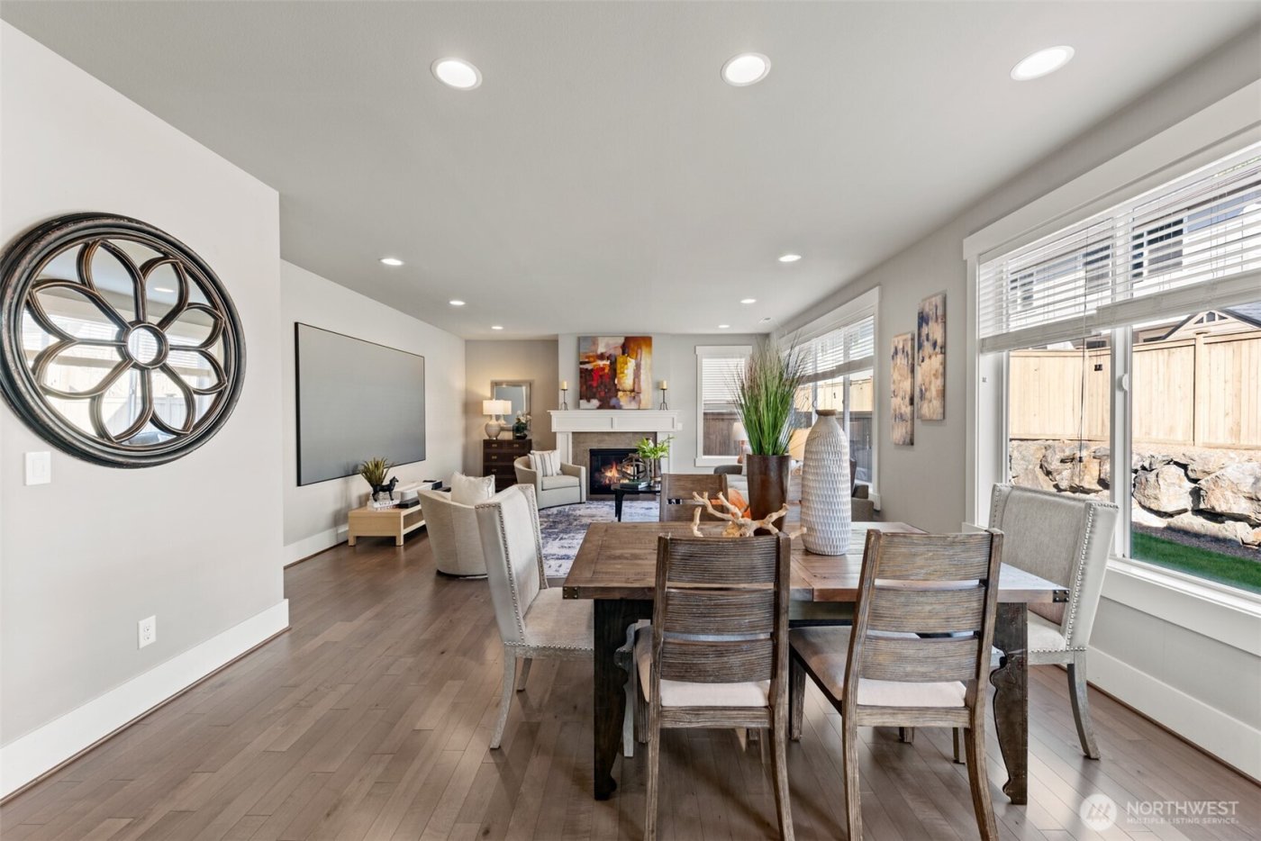 610 Field Place NE, Renton, WA 98059