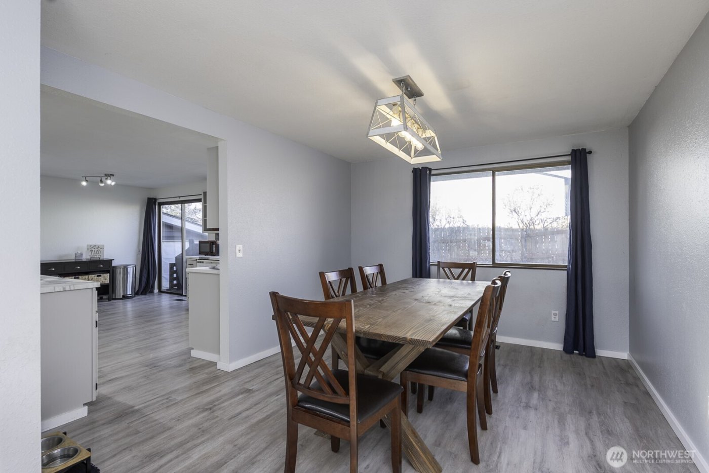 306 Belmont Avenue , Moses Lake, WA 98837