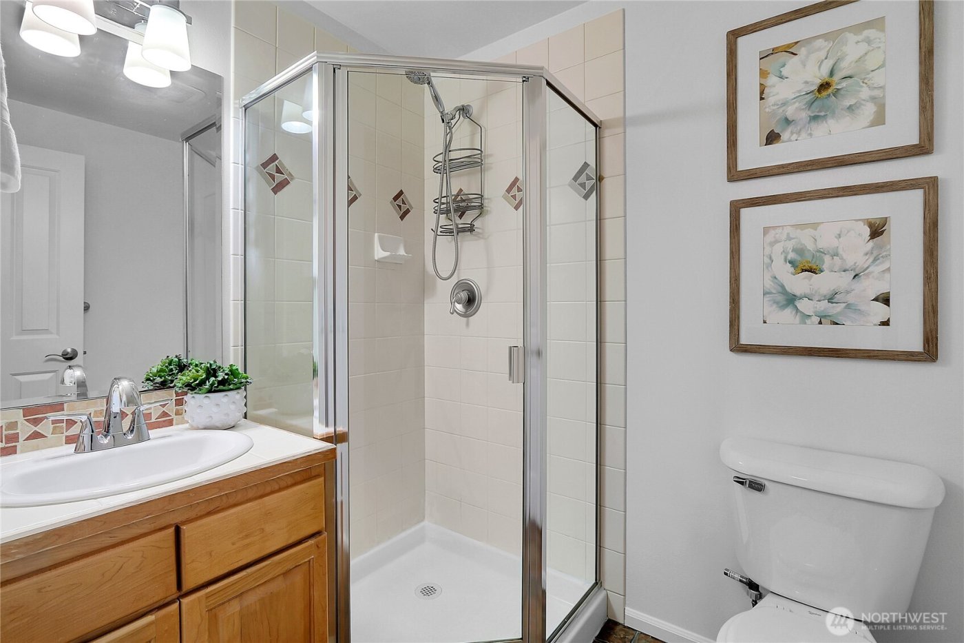 815 2nd Avenue N #A, Seattle, WA 98109