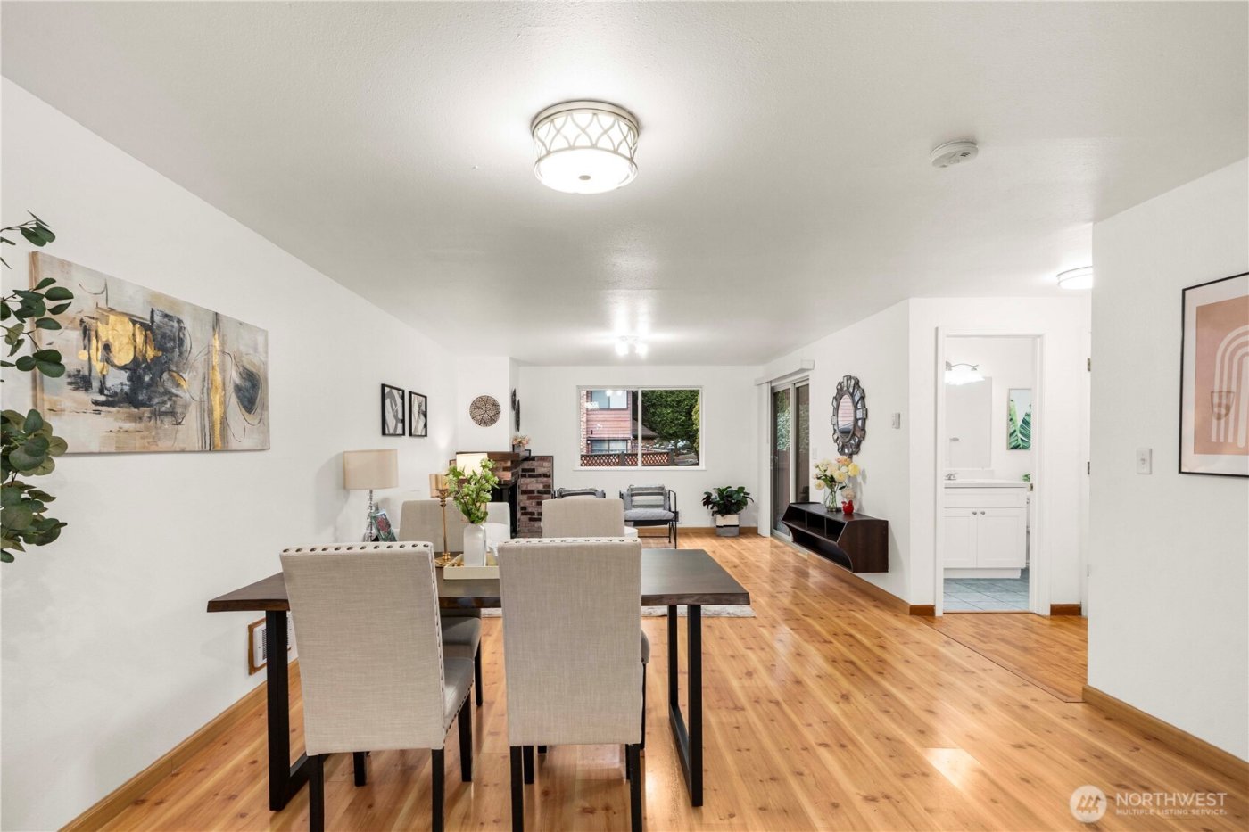 1733 157th Avenue NE #E102, Bellevue, WA 98008