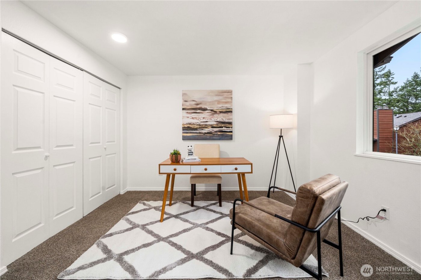 1733 157th Avenue NE #E102, Bellevue, WA 98008