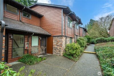 1733 157th Avenue NE #E102, Bellevue, WA 98008 - Photo 4