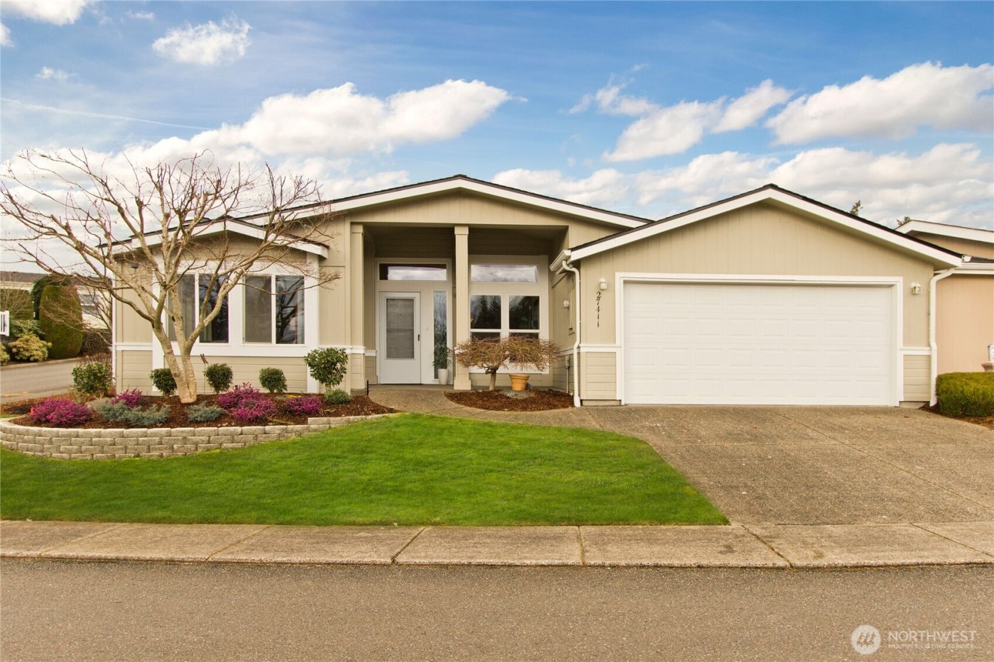 27411 218th Lane SE #92, Maple Valley, WA 98038