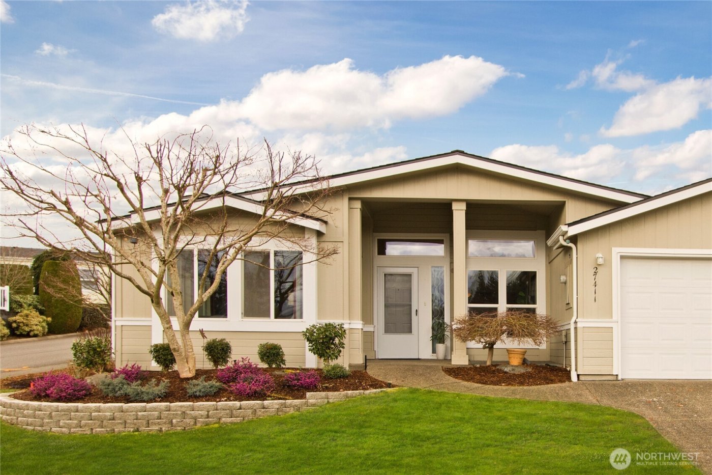 27411 218th Lane SE #92, Maple Valley, WA 98038