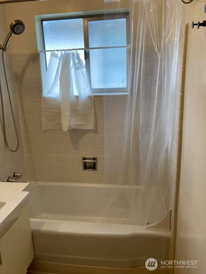 518 520 18th Avenue SE, Olympia, WA 98501