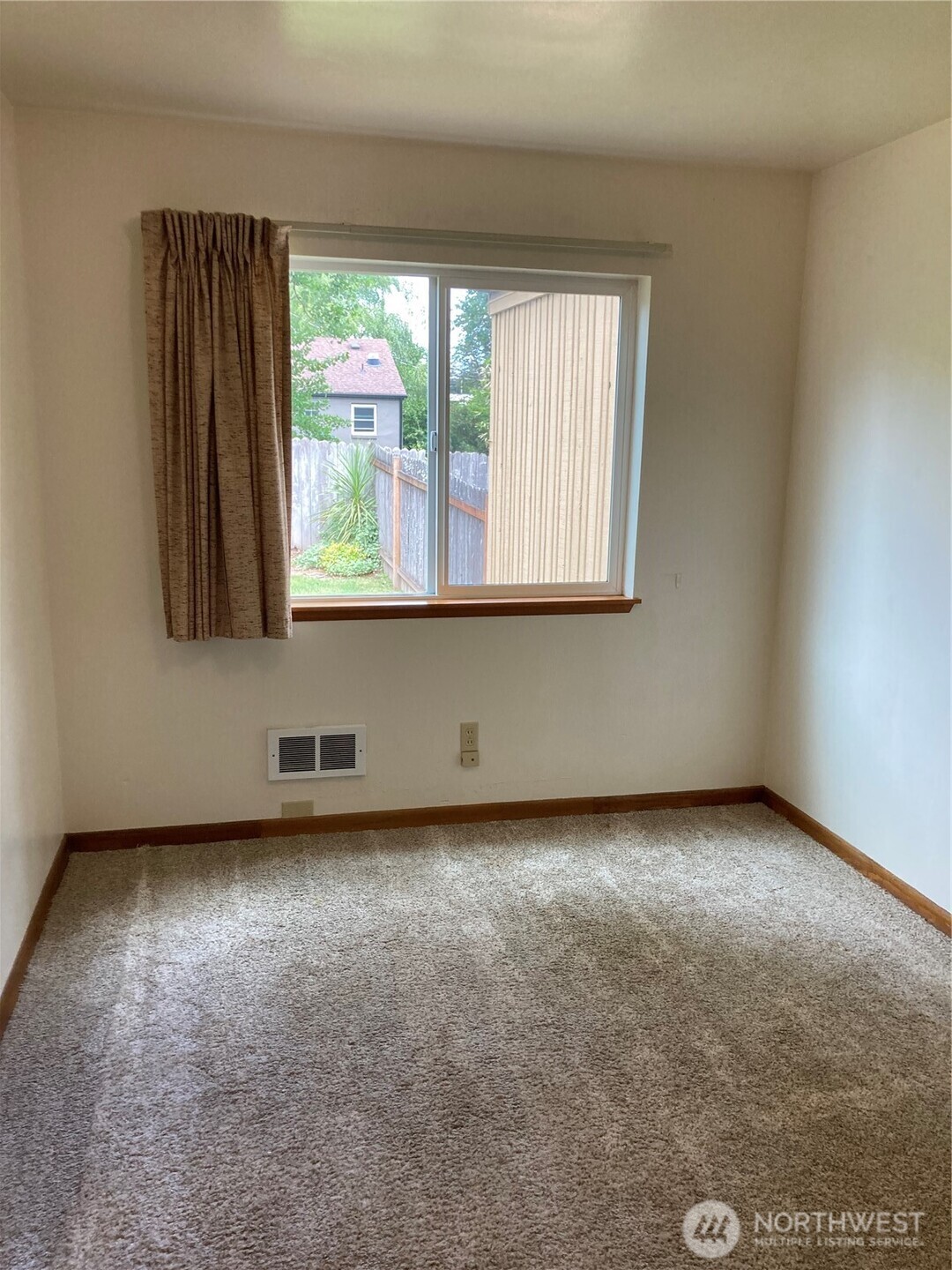 518 520 18th Avenue SE, Olympia, WA 98501