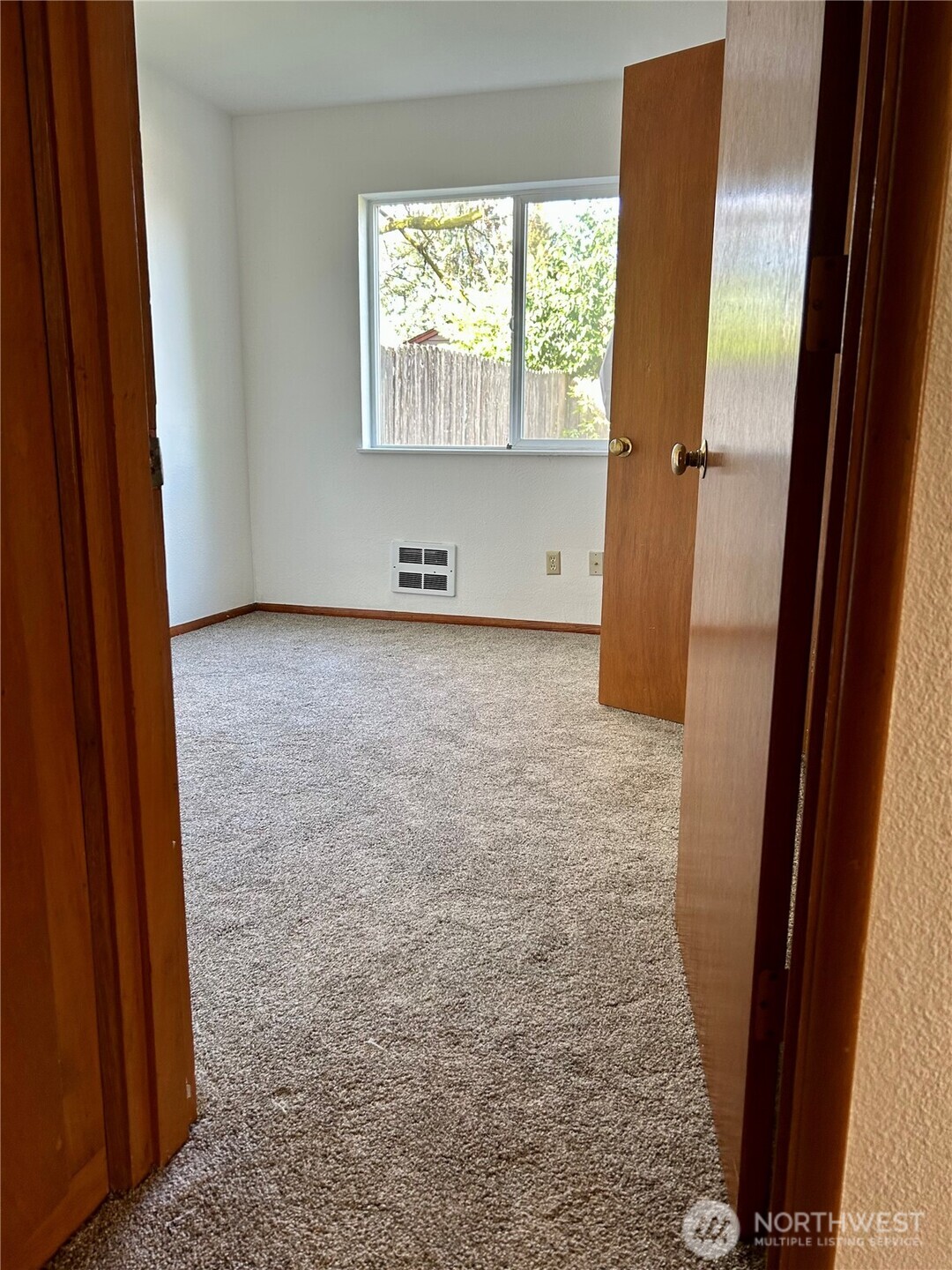 518 520 18th Avenue SE, Olympia, WA 98501