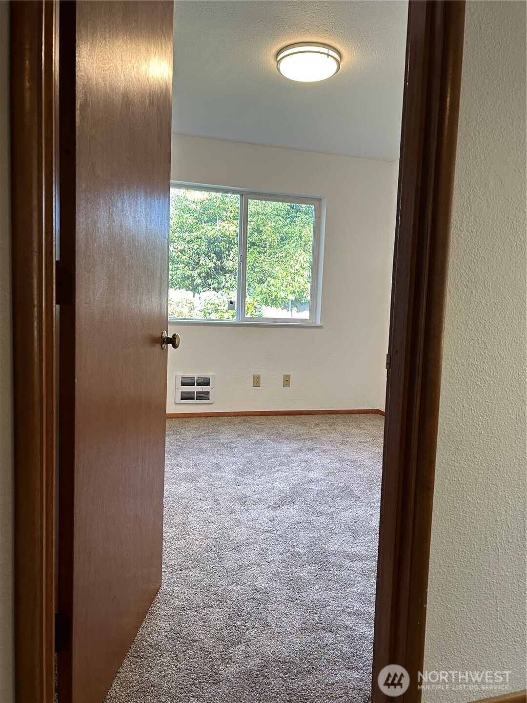 518 520 18th Avenue SE, Olympia, WA 98501