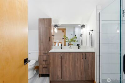 8752 Dayton Avenue N #B, Seattle, WA 98103 - Photo 16