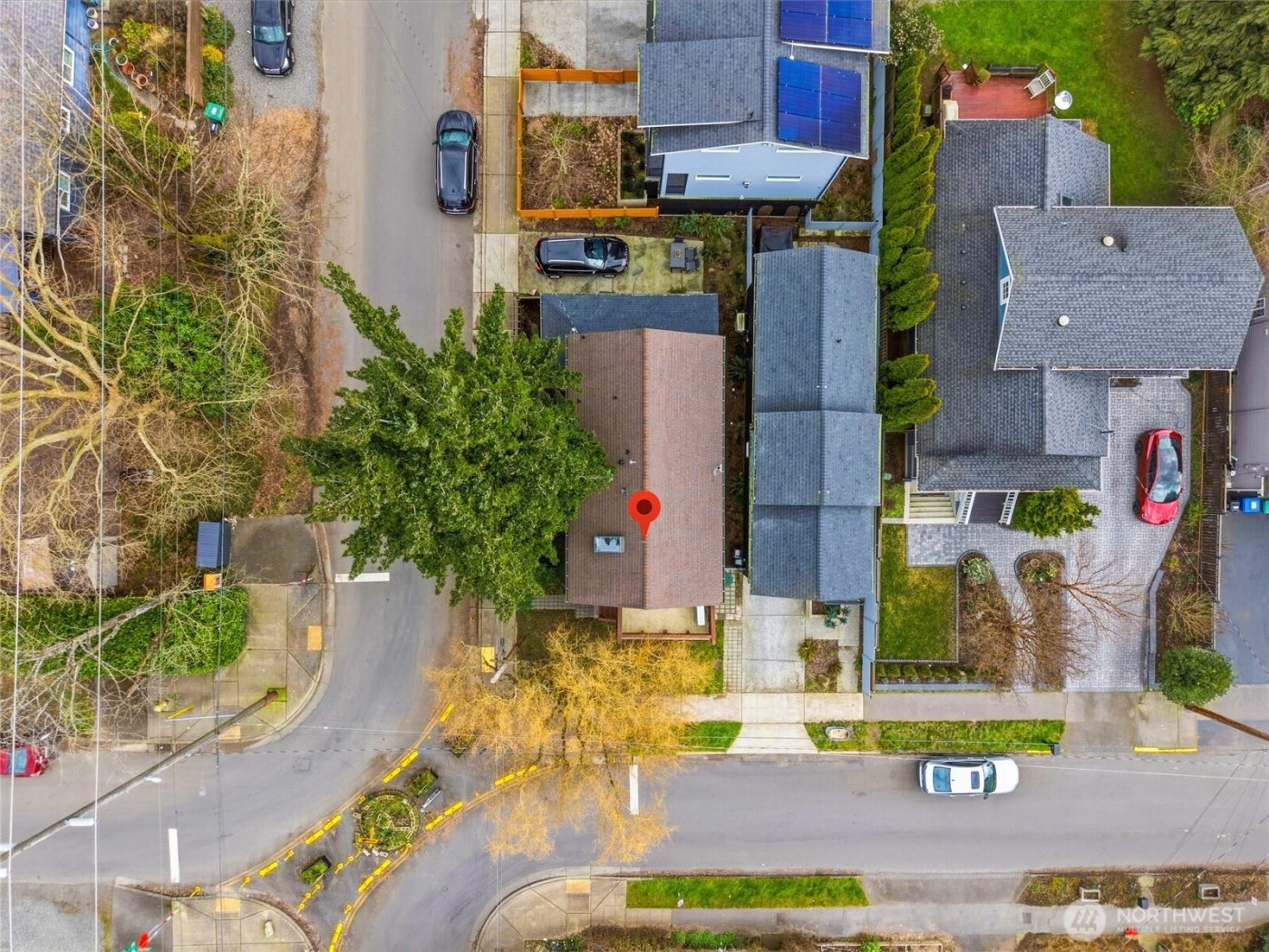 8752 Dayton Avenue N #B, Seattle, WA 98103