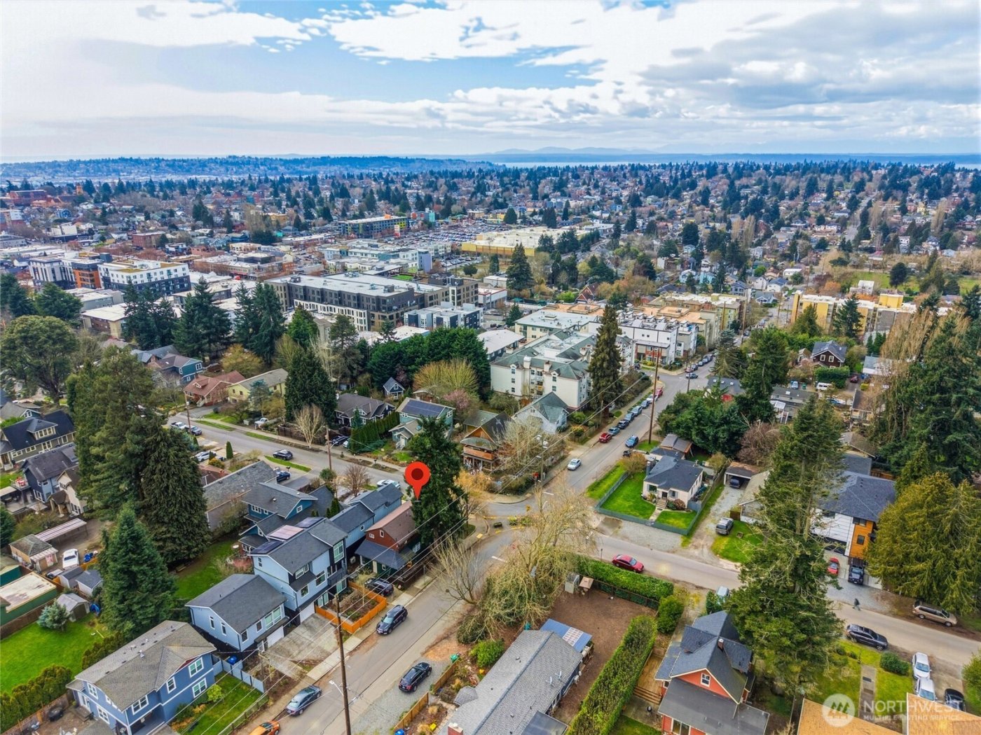 8752 Dayton Avenue N #B, Seattle, WA 98103