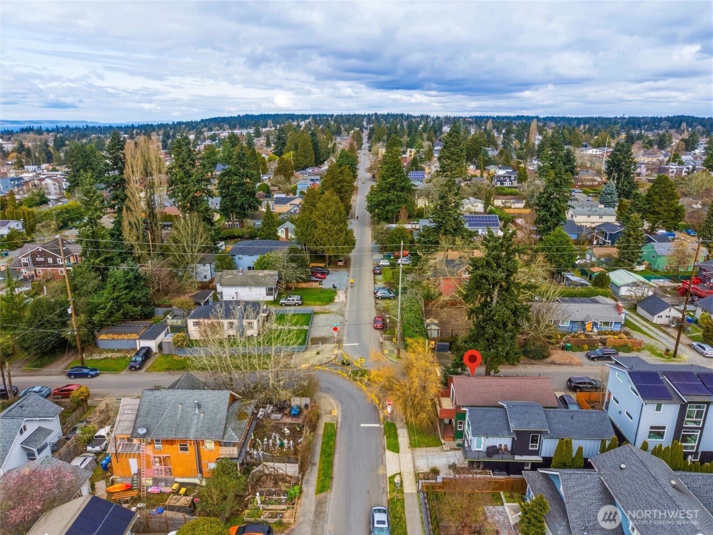 8752 Dayton Avenue N #B, Seattle, WA 98103