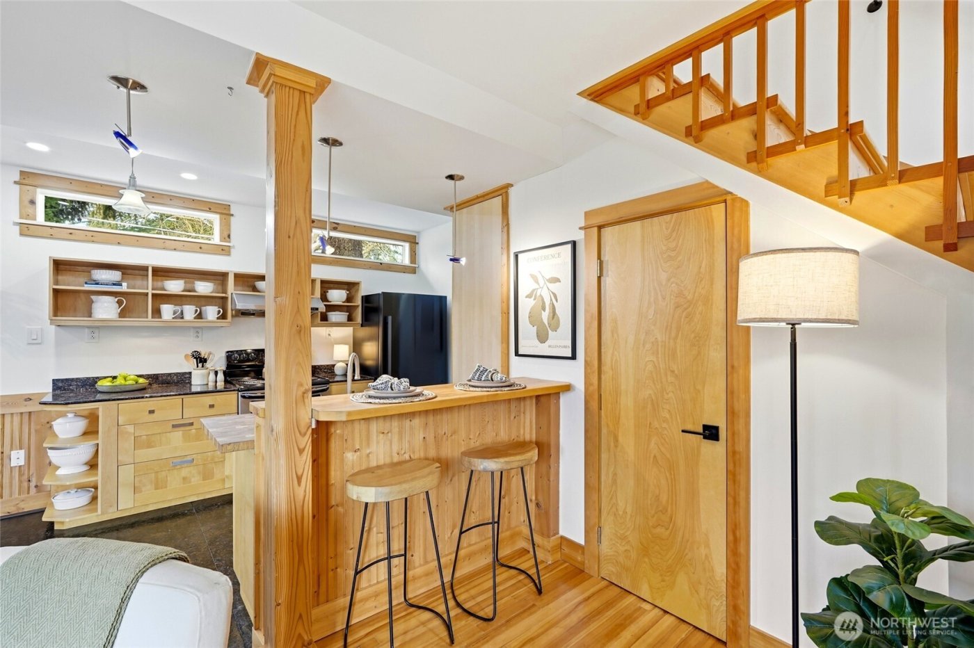 8752 Dayton Avenue N #B, Seattle, WA 98103