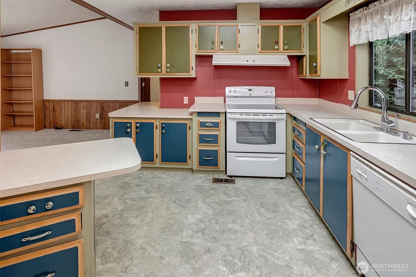 1121 244th Street SW #66, Bothell, WA 98021