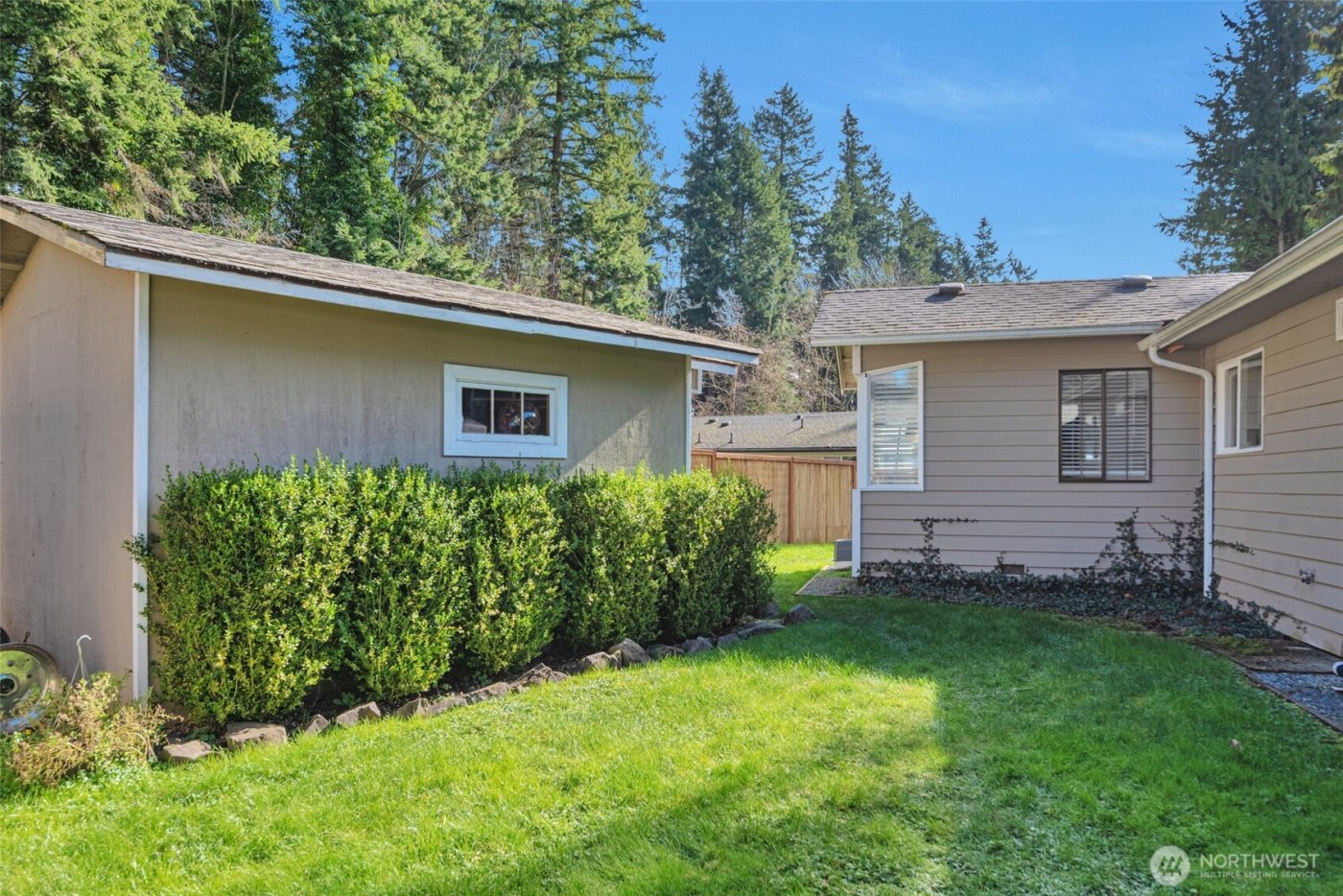 13825 Fender Drive , Lynnwood, WA 98087