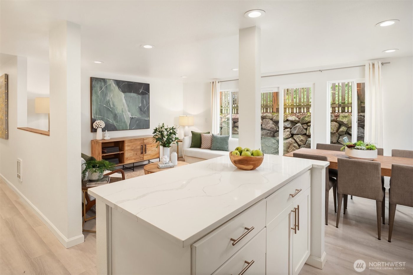 3661 Phinney Avenue N #109, Seattle, WA 98103