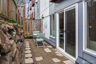 3661 Phinney Avenue N #109, Seattle, WA 98103 - Photo 21