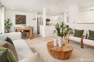 3661 Phinney Avenue N #109, Seattle, WA 98103 - Photo 6