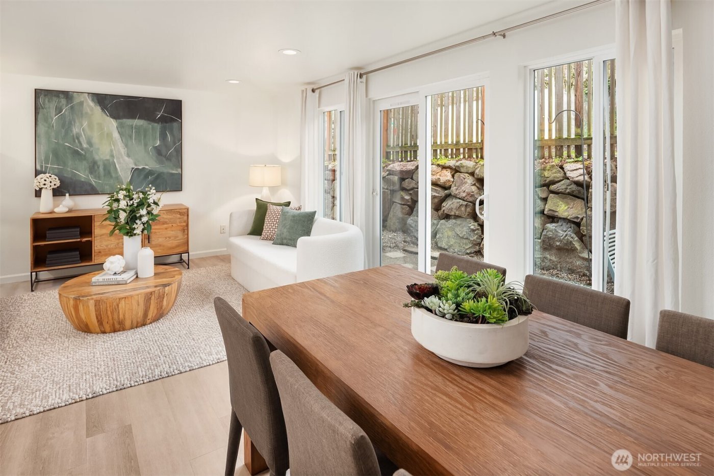 3661 Phinney Avenue N #109, Seattle, WA 98103