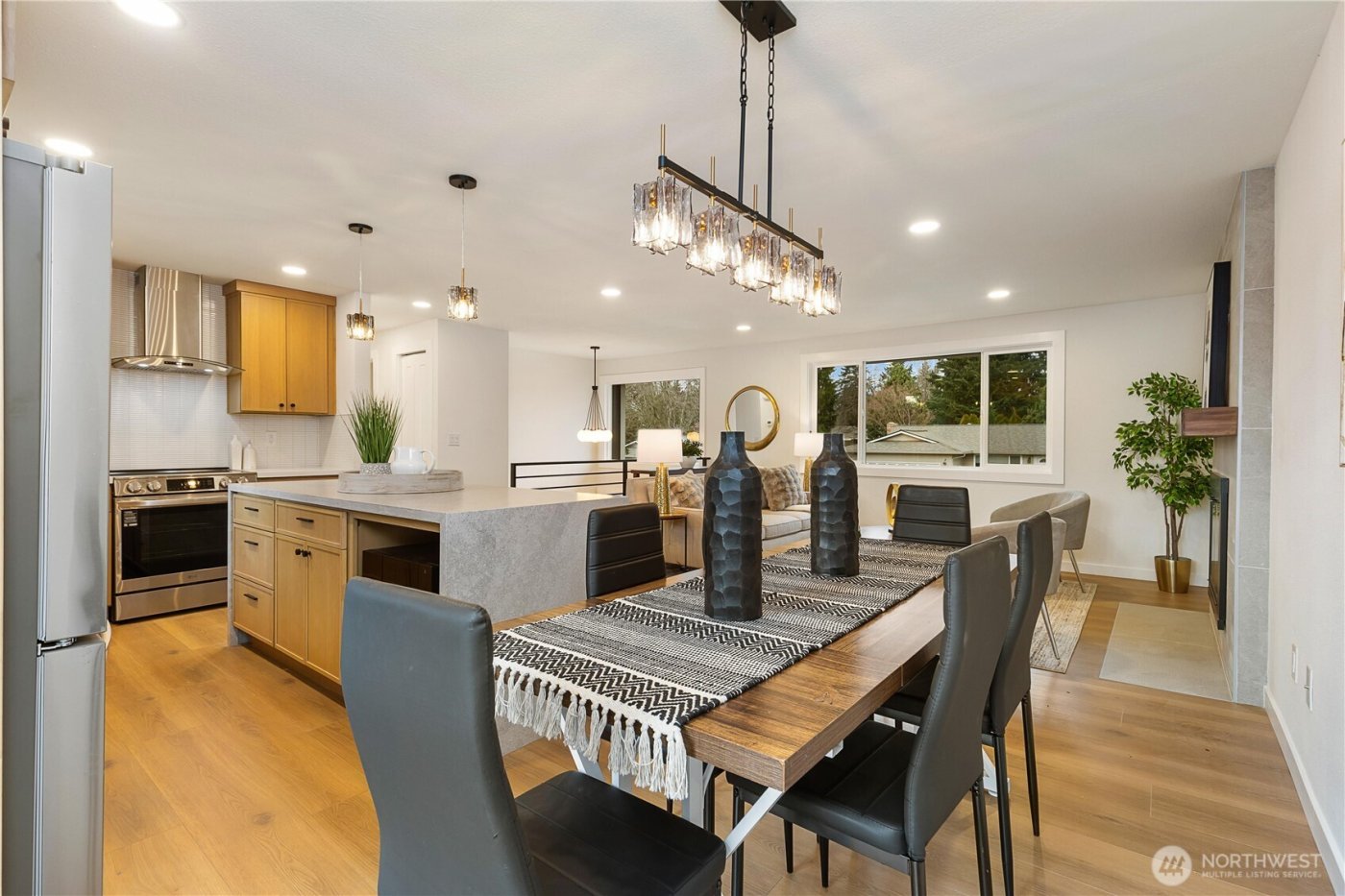 15833 NE 110th Street , Redmond, WA 98052