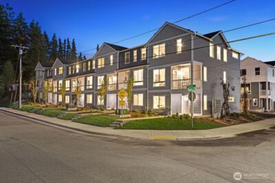 7027 Rainier Drive #G, Everett, WA 98203