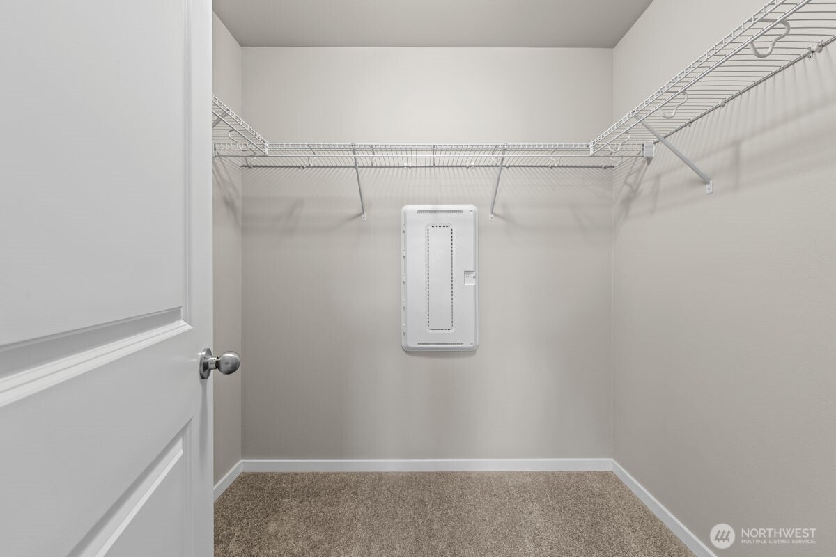 7027 Rainier Drive #G, Everett, WA 98203