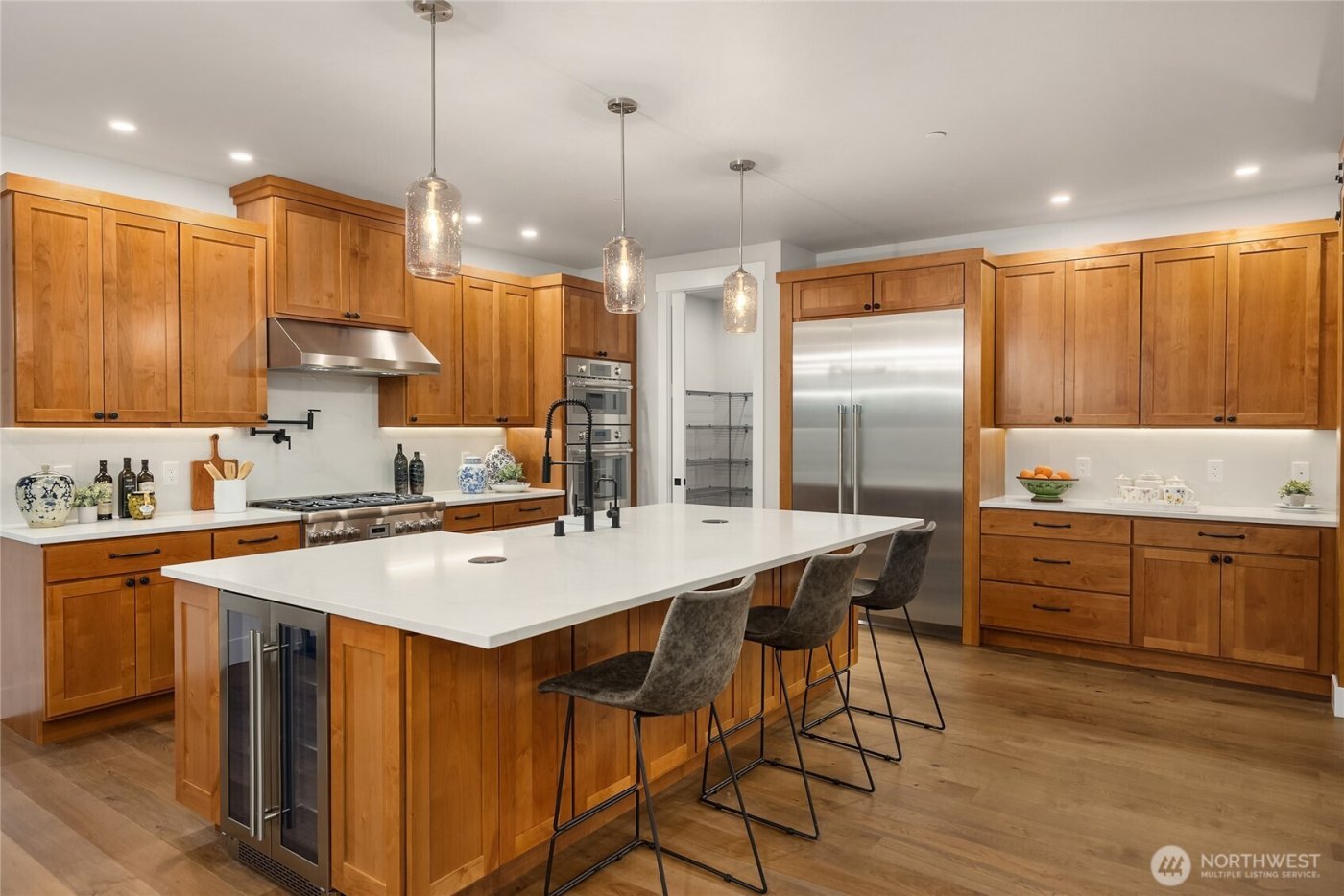 7535 NE West Port Madison Road , Bainbridge Island, WA 98110