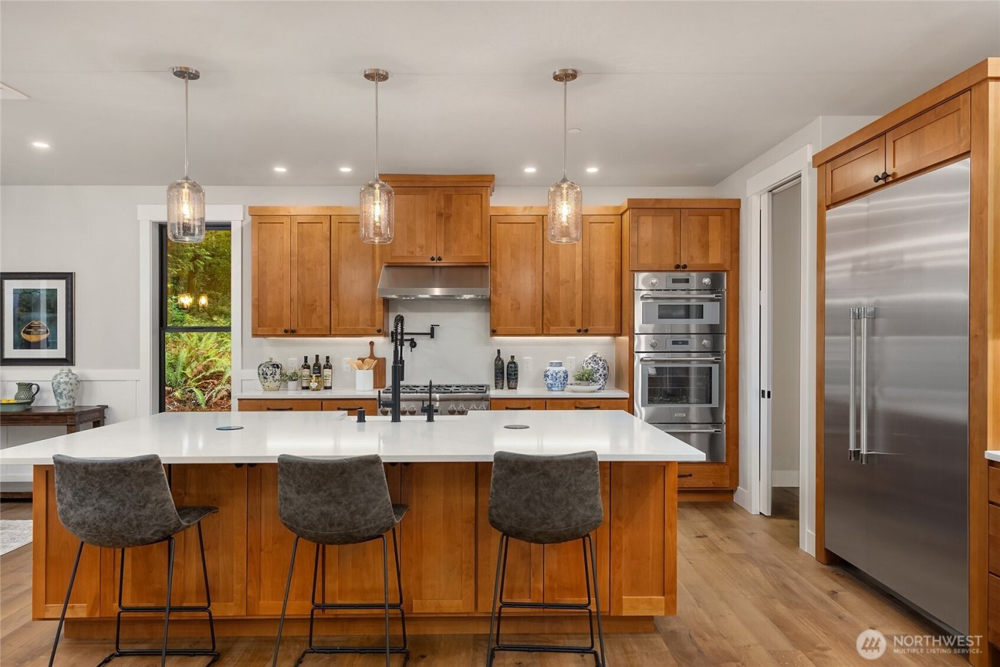 7535 NE West Port Madison Road , Bainbridge Island, WA 98110