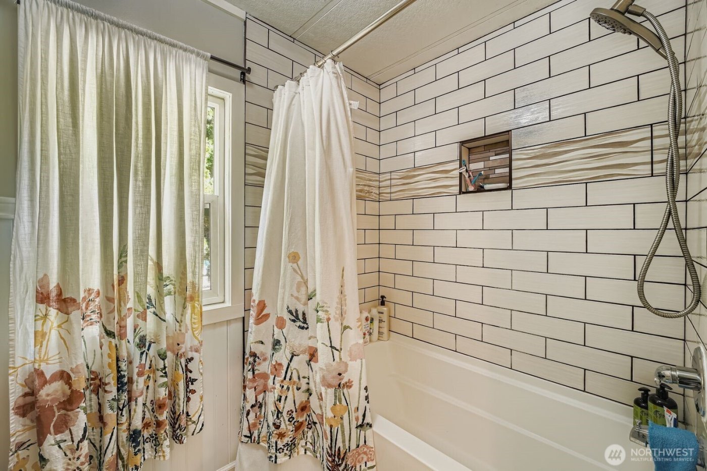 2431 S 371st Street #20, Federal Way, WA 98003