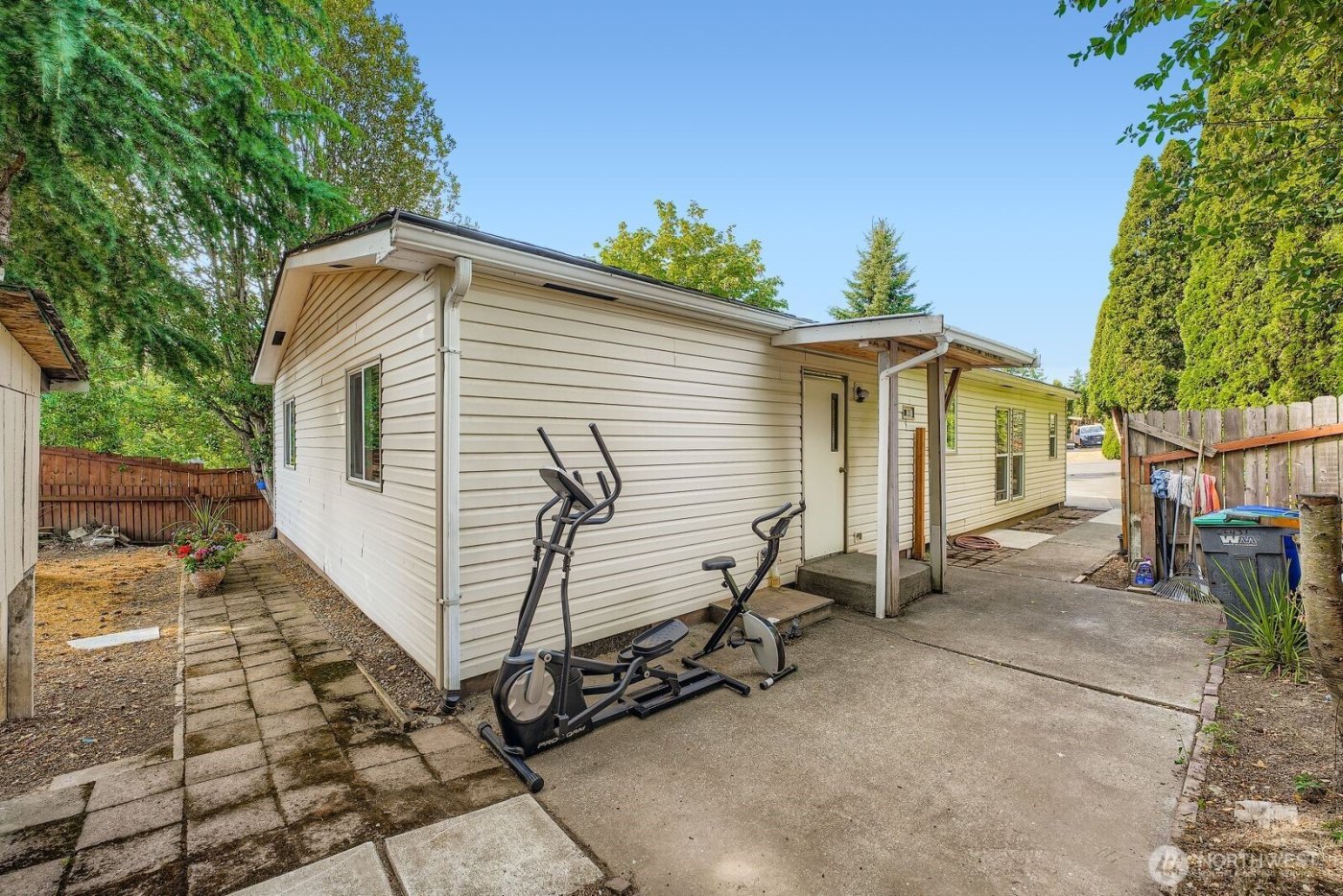 2431 S 371st Street #20, Federal Way, WA 98003