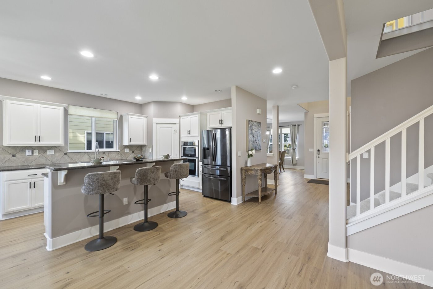 20507 9th Avenue W, Lynnwood, WA 98036