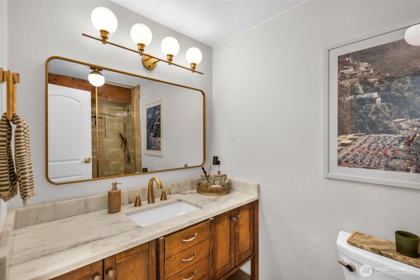 15528 186th Avenue NE, Woodinville, WA 98072