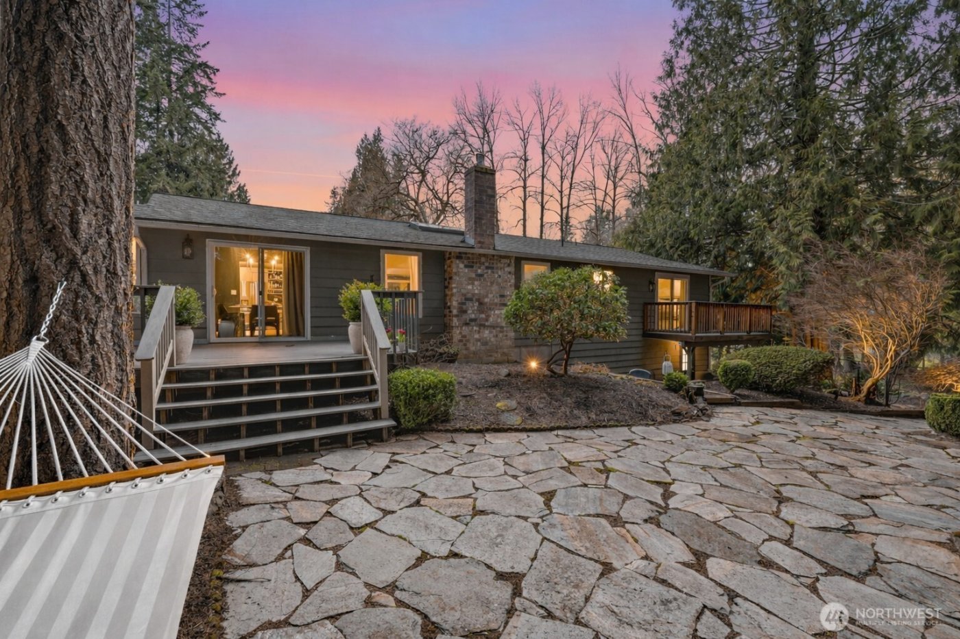 15528 186th Avenue NE, Woodinville, WA 98072