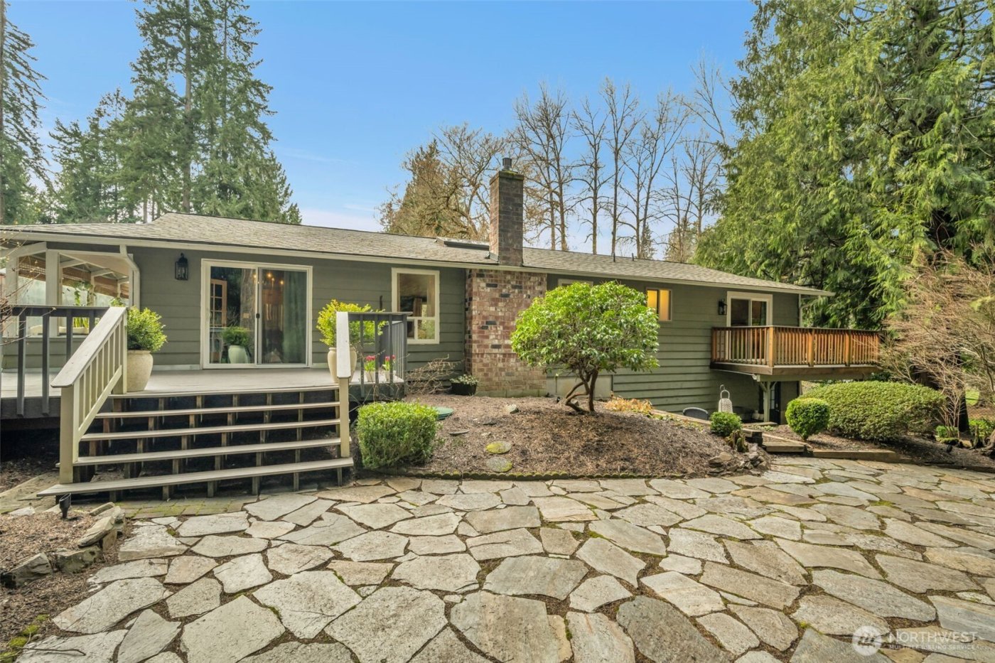 15528 186th Avenue NE, Woodinville, WA 98072