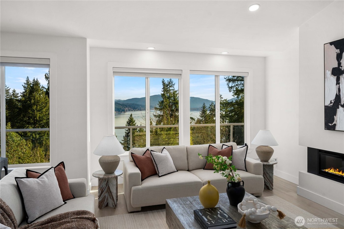 17003 SE 14th Lane , Bellevue, WA 98008