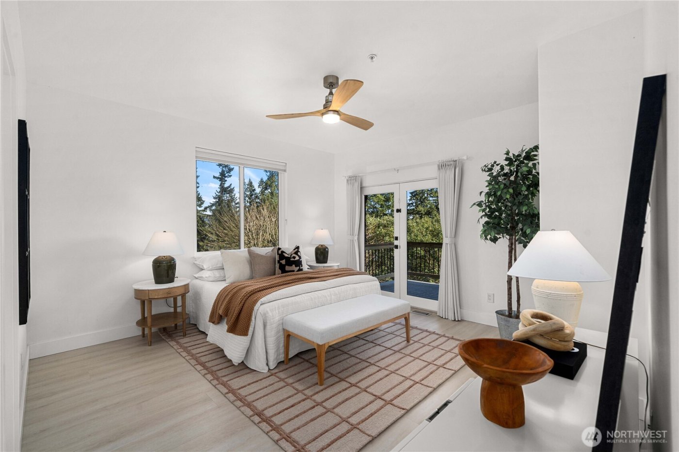 17003 SE 14th Lane , Bellevue, WA 98008