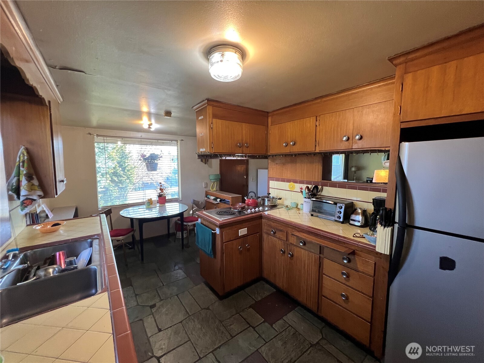 3916 Rucker Avenue , Everett, WA 98201-4875