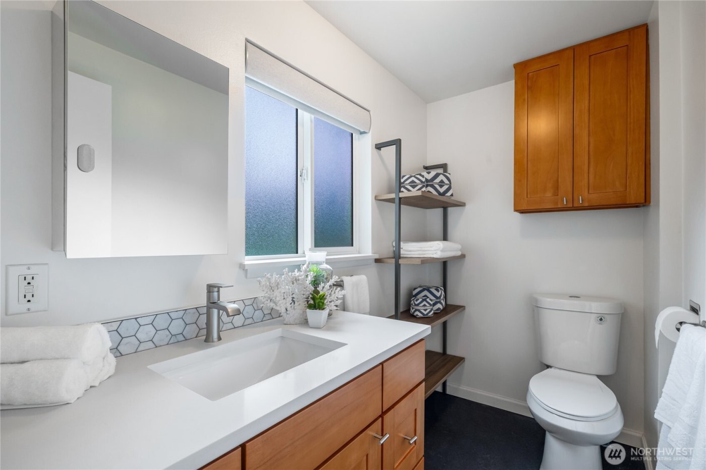 3538 SW Rose Street , Seattle, WA 98126