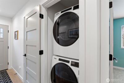 3013 61st Avenue SW, Seattle, WA 98116 - Photo 18