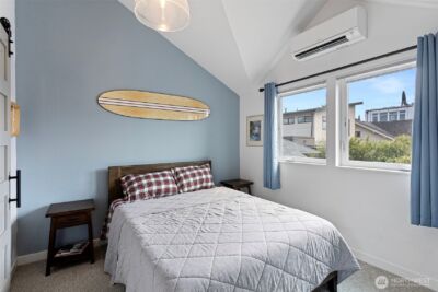 3013 61st Avenue SW, Seattle, WA 98116 - Photo 9