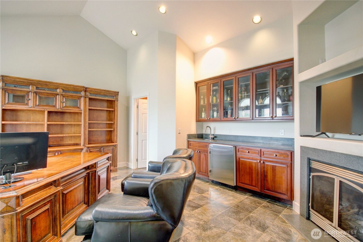 15834 Kamb Road , Mount Vernon, WA 98274