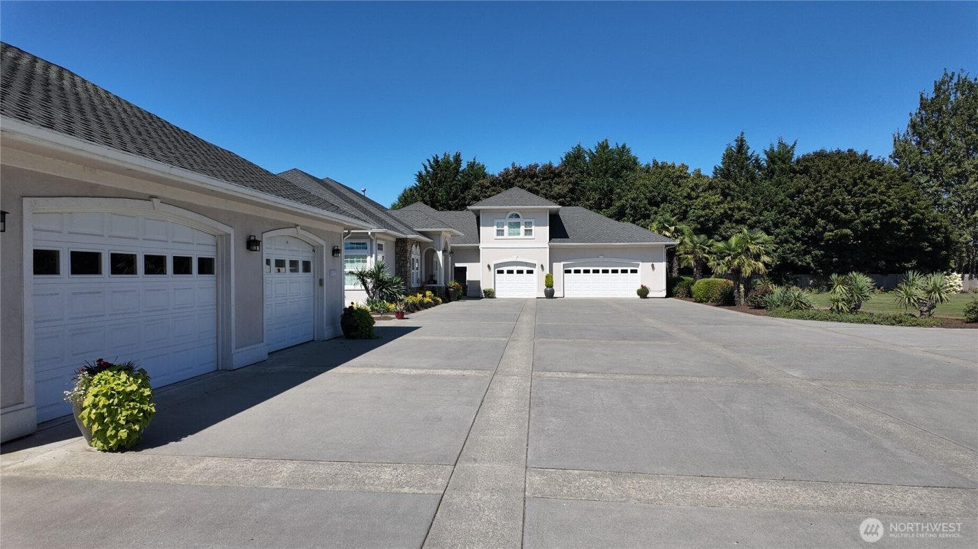 15834 Kamb Road , Mount Vernon, WA 98274