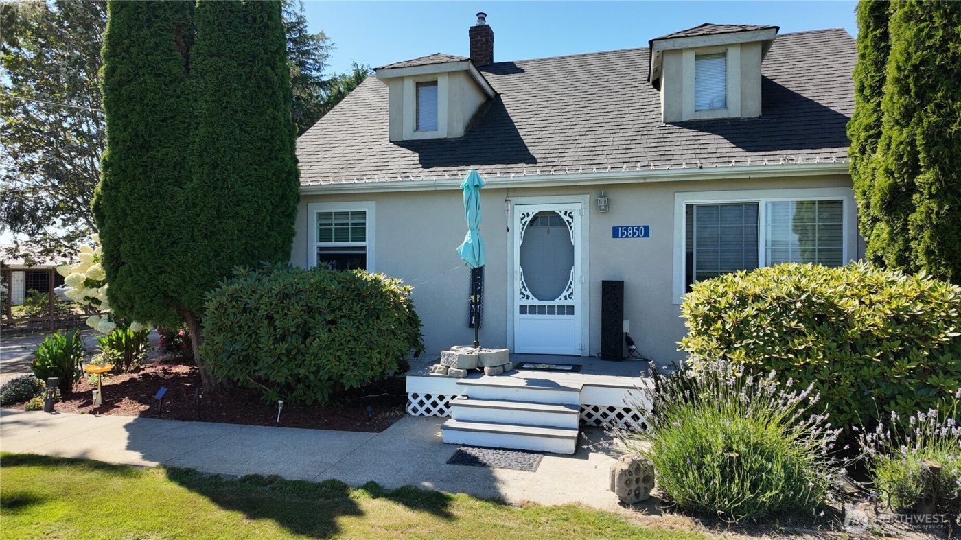 15834 Kamb Road , Mount Vernon, WA 98274